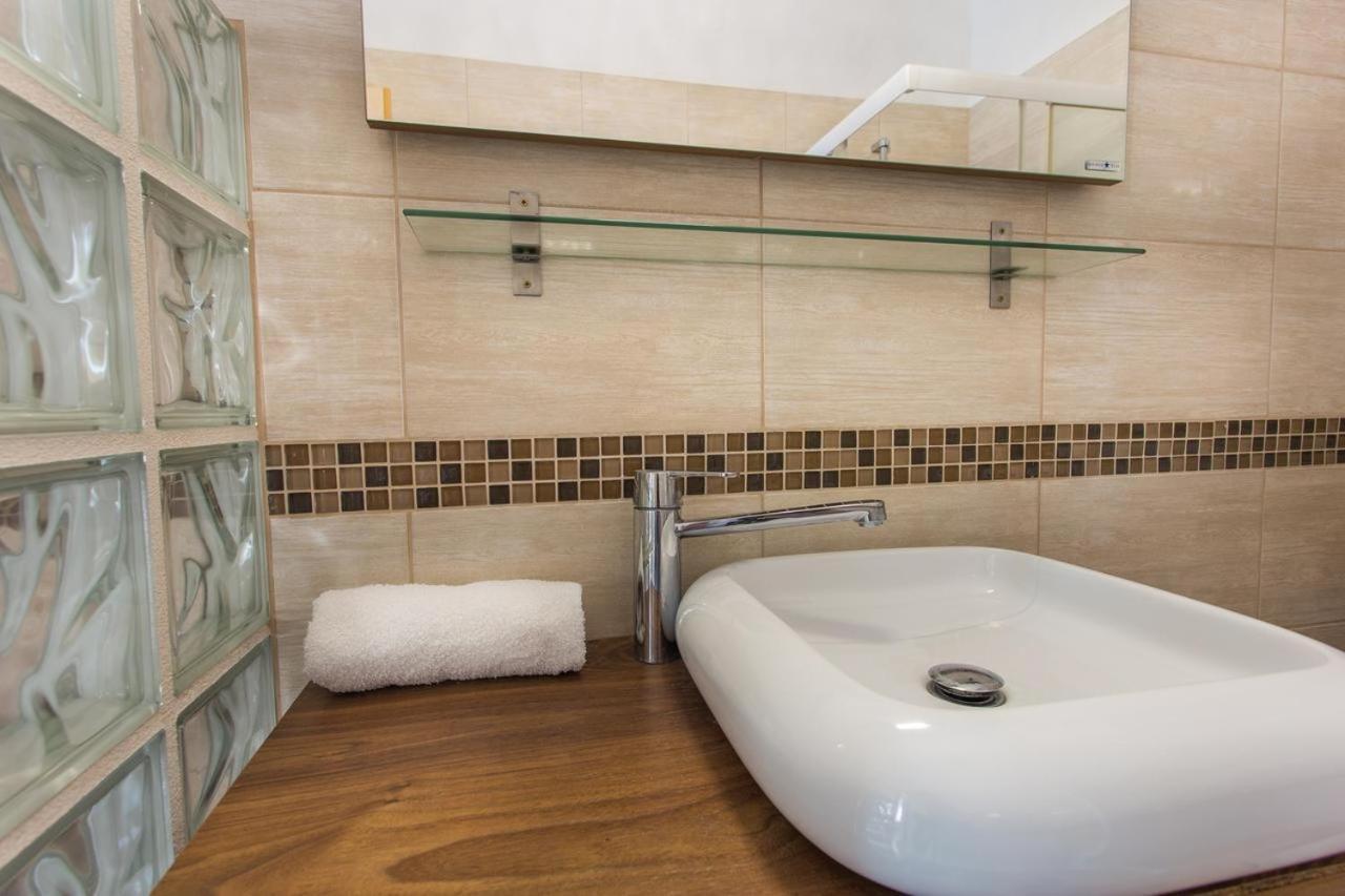 Yo Pauley! Apartment Budapest Luaran gambar