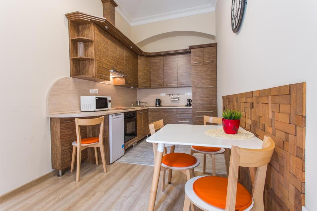 Yo Pauley! Apartment Budapest Luaran gambar